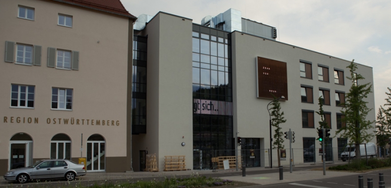 MovingTypes - Medienfassade Schwäbisch Gmünd — © N. Völzow