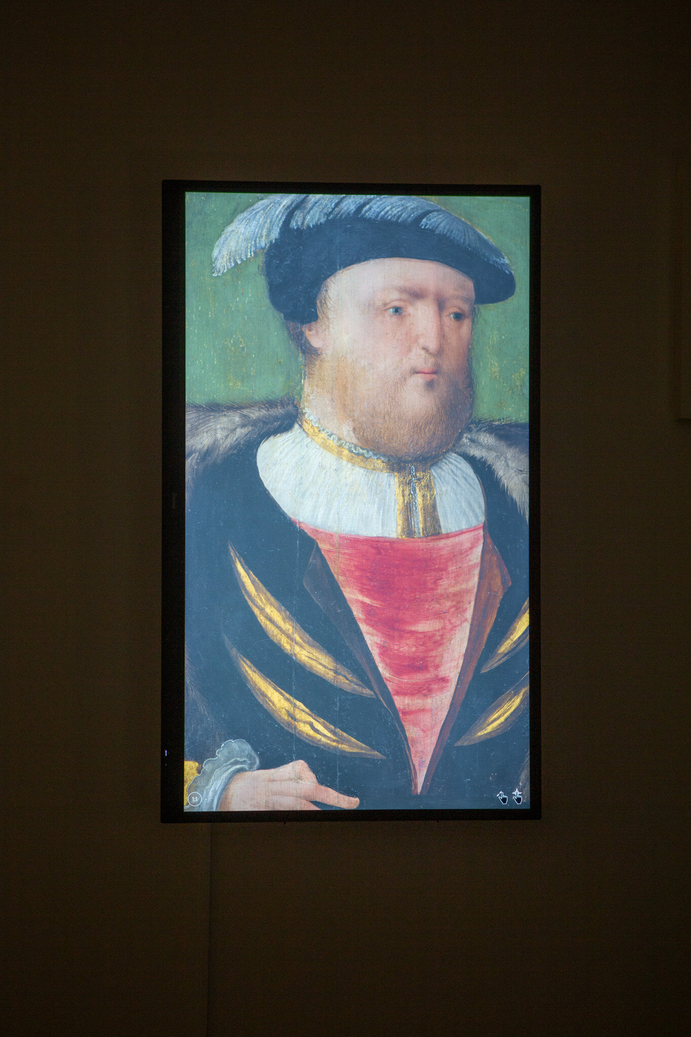 Henry VIII Trifold (III) — © N. Völzow